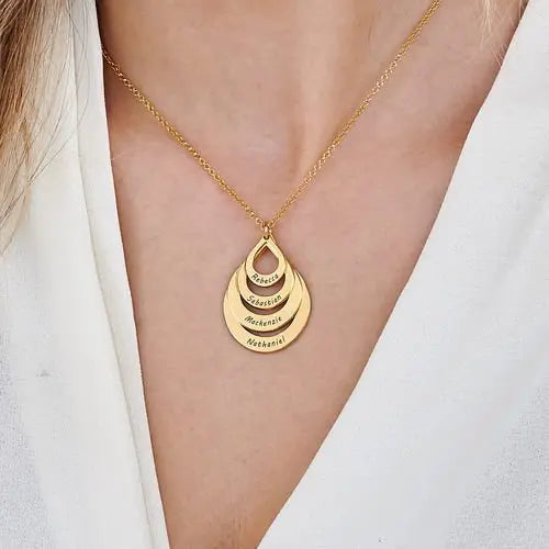 Collana a goccia personalizzata con nomi GioielliRicordi